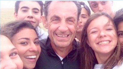 Les selfies de Nicolas Sarkozy à Deauville - ZAPPING ACTU DU 27/08/2014