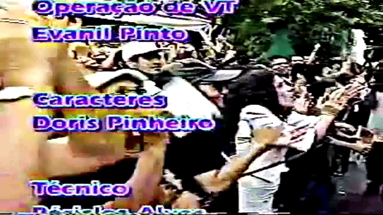Show Os Pholhas Ao Vivo No Pelourinho -  17. Twist and Shout