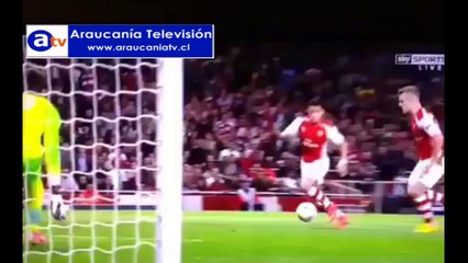 Alexis Sánchez marca su primer gol con Arsenal