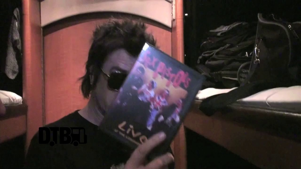 Skid Row - BUS INVADERS Ep. 675