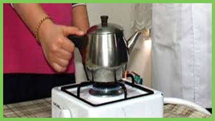 Evde Babaya Yapılan Çaydanlık Şakası