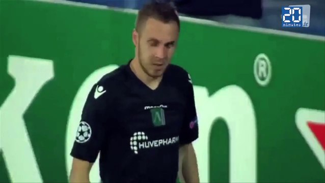 Foot: Défenseur, il arrête deux tirs au but et qualifie son équipe