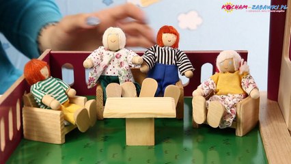 Puppen-Villa mit Möbeln und Figuren / Piętrowa Willa - Holzernes Haus / Drewniany Domek - Eichhorn - 2513 - Recenzja