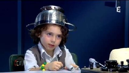 France 2 : un enfant explique « comment on fait les bébés »