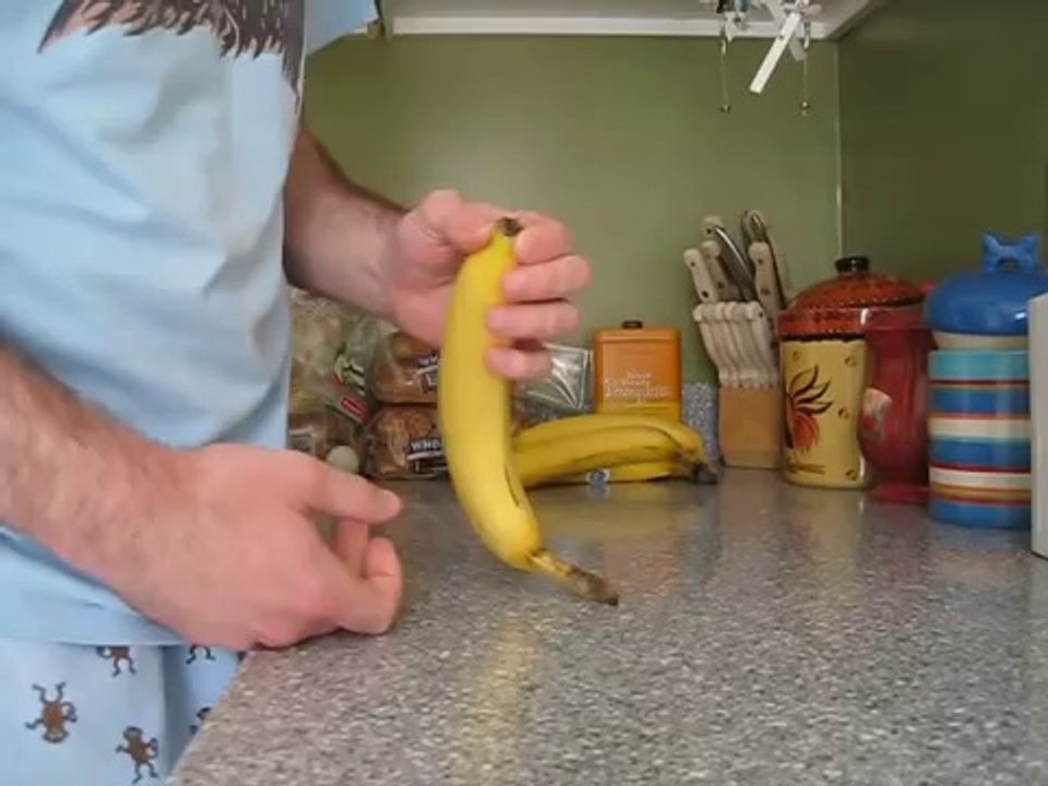 Eplucher une banane