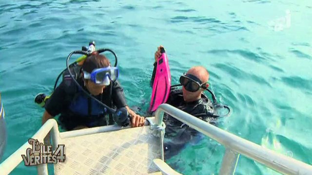 Maeva ( L'île des vérités ) s'insurge contre la plongée : Est-ce que les poissons viennent dans nos immeubles ?