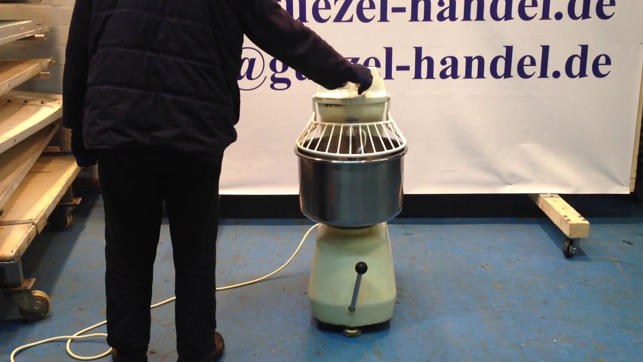 gebrauchte Bäckereimaschinen Spiralkneter Kemper SP 15