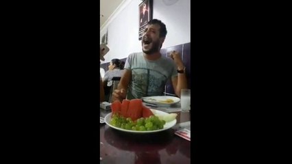 Efkârın Dibine Vuran Adam