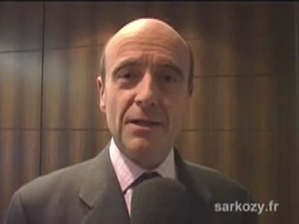 Alain Juppé soutient Nicolas Sarkozy