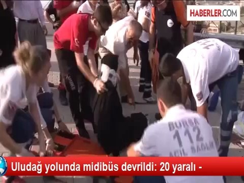 Uludağ Yolunda Midibüs Devrildi: Çok Sayıda Yaralı Var