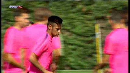 Neymar goes back to work with teammates