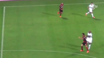 Eduardo da Silva sofre com jogada que tirou Neymar da Copa