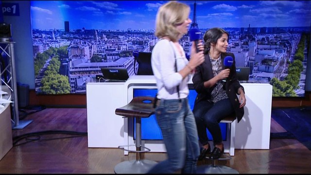 Leïla Bekhti : J'étais bonne élève uniquement quand j'aimais mes profs