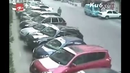 Un homme décide au courage d'arrêter des voleurs