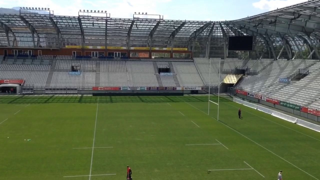 Pénalité de 60 mètres de Julien Caminati au Stade des Alpes