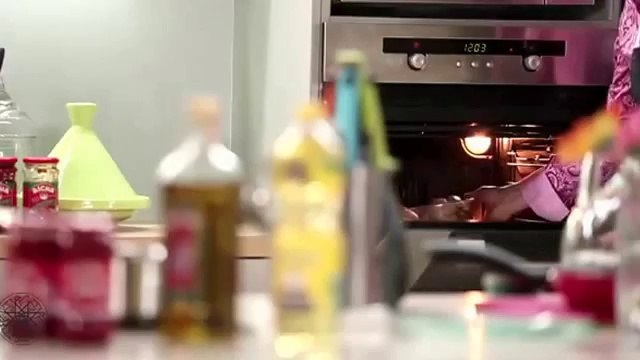 Cuisine Marocaine - Moroccan Food Coquelets farcis aux vermicelles de riz شميشة : أفراخ الدجاج