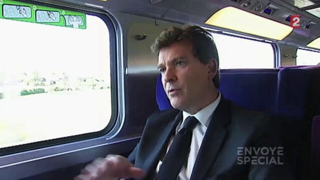 Arnaud Montebourg agacé par "les questions désagréables" d'une journaliste