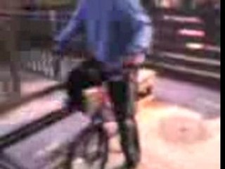 Alex bike trials vid