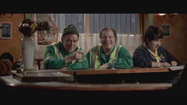 BREVES DE COMPTOIR - Bande-annonce VF