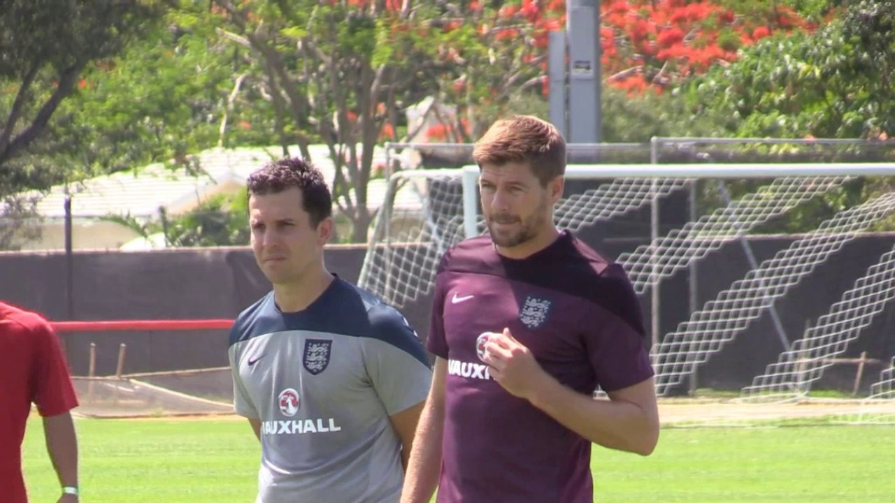 England: Hodgson zu Umbruch 'gezwungen'