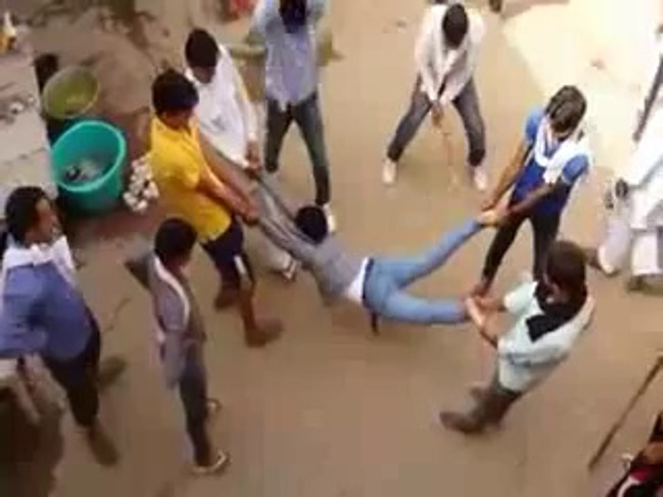 VID-20140819-WA0000.3gp