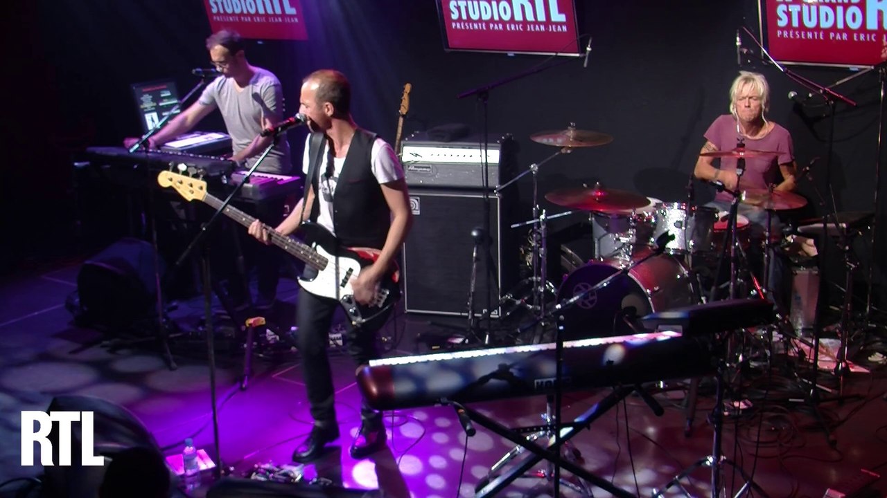 Calogero - Un jour au mauvais endroit en live dans le Grand Studio RTL