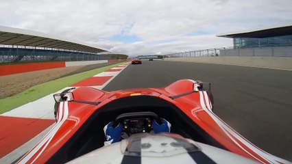 McLaren P1 vs. BAC Mono : quelle est la plus rapide ?