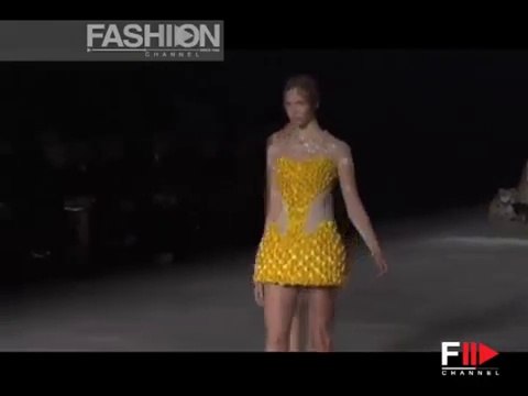 Alexander McQueen Spring Summer 2009 Paris 2 of 3 by Fashion Channel