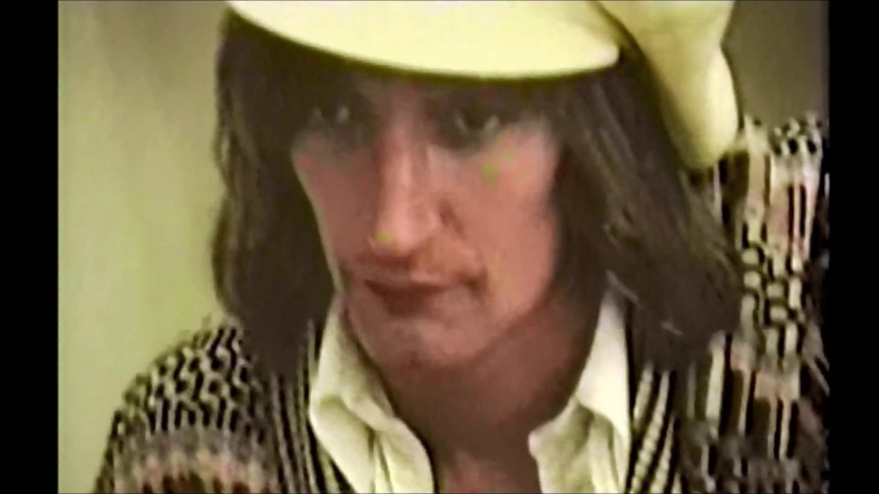 girl from the north country Rod Stewart 1974 album smiler + lyrics [montage video]