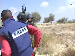 اصابة العشرات من المواطنين في مسيرة بلعين الاسبوعية