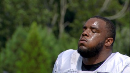 'Hard Knocks': Hageman struggles with conditioning