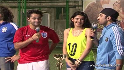 (Urgent_News_Full_Track.mp3)Cover the Football Match with RANBIR KAPOOR -ARMAAN Arif Ali, Dinesh Vijan ,Imitiaz Ali and REFREE Deeksha Seth 01