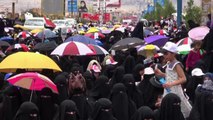 Massive pro and anti-government rallies held in Sanaa