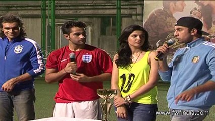 (Urgent_News_Full_Track.mp3)Cover the Football Match with RANBIR KAPOOR -ARMAAN Arif Ali, Dinesh Vijan ,Imitiaz Ali and REFREE Deeksha Seth 2