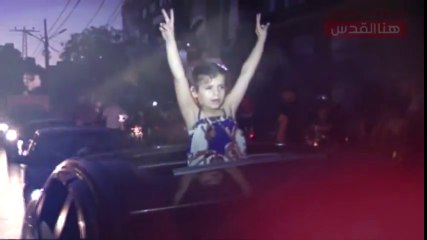 شاهد ماذا قالت طفلة من غزة لأفيحاي أدرعي!! وكيف احتفلت غزة