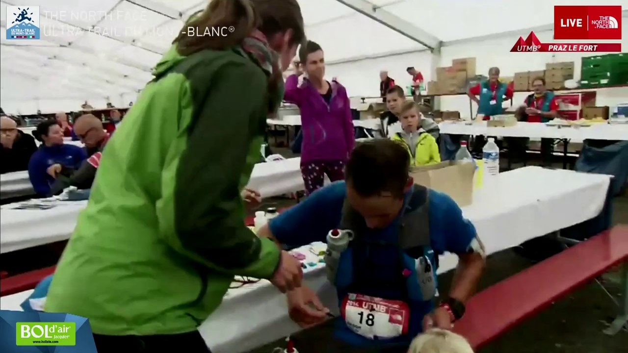 UTMB® 2014 - La tête de course à Champex-Lac