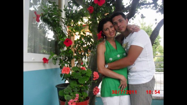 Hayatımın en büyük zaferine ilk aşkım tek aşkıma. Seni çok seviyorum