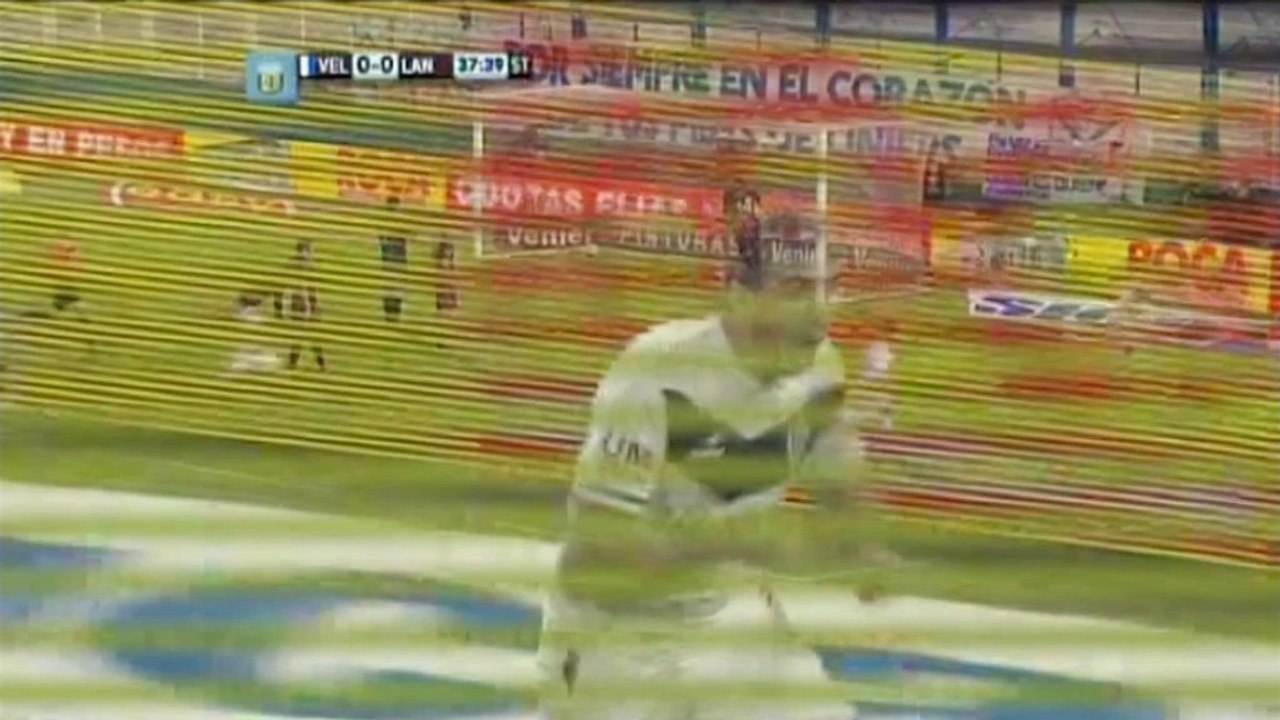 Argentinien: Drängler-Tor bewahrt Velez' weiße Weste