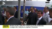 Manuel Valls hué à son arrivée à la Rochelle