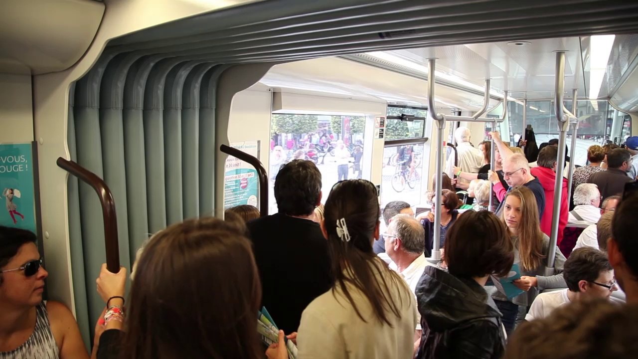 Les premiers utilisateurs du Tram de Besançon