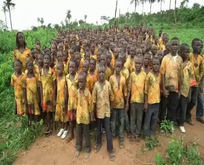 Nigerian Children Singing