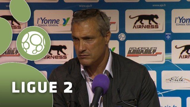 Conférence de presse AJ Auxerre - Valenciennes FC (1-2) : Jean-Luc VANNUCHI (AJA) - Bernard CASONI (VAFC) - 2014/2015