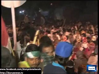 Dunya News - Teargas shelling begins