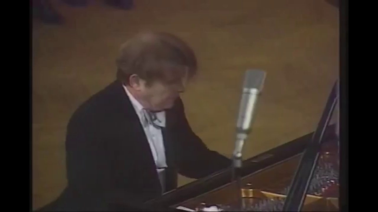 FRÉDÉRIC CHOPIN: Polonaise As-Dur Op. 53, „Heroique“ (Emil Gilels, HD)