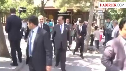 Mevlana Müzesi'nde Ayakkabı Krizi