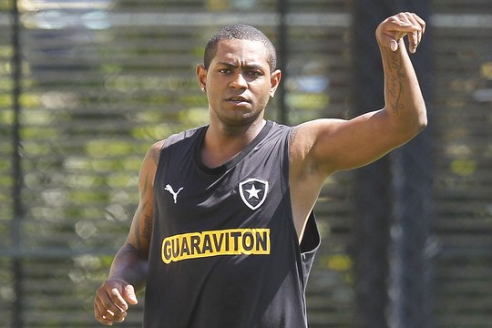 Internautas opinam se Jobson teria vaga em seus times