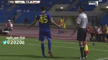 لقطه لا اخلاقيه لـ وليد الرجاء ضد لاعب النصر دي سوزا