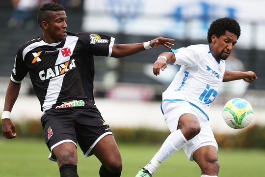 Massacre! Vasco é goleado pelo Avaí em São Januário