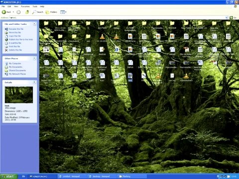 How to customize your USB or H. Drive Background (Wallpaper) and text. BY waleed khan