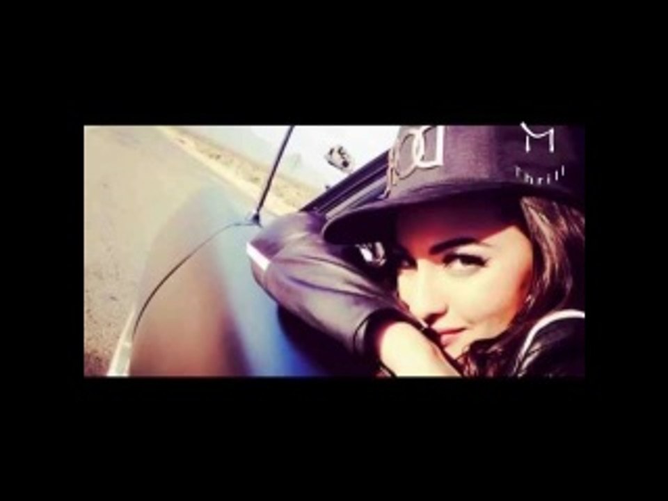 Desi-Kalakaar-Yo-Yo-Honey-Singh-2014-320Kbps-Full Album-(MusicThrill)